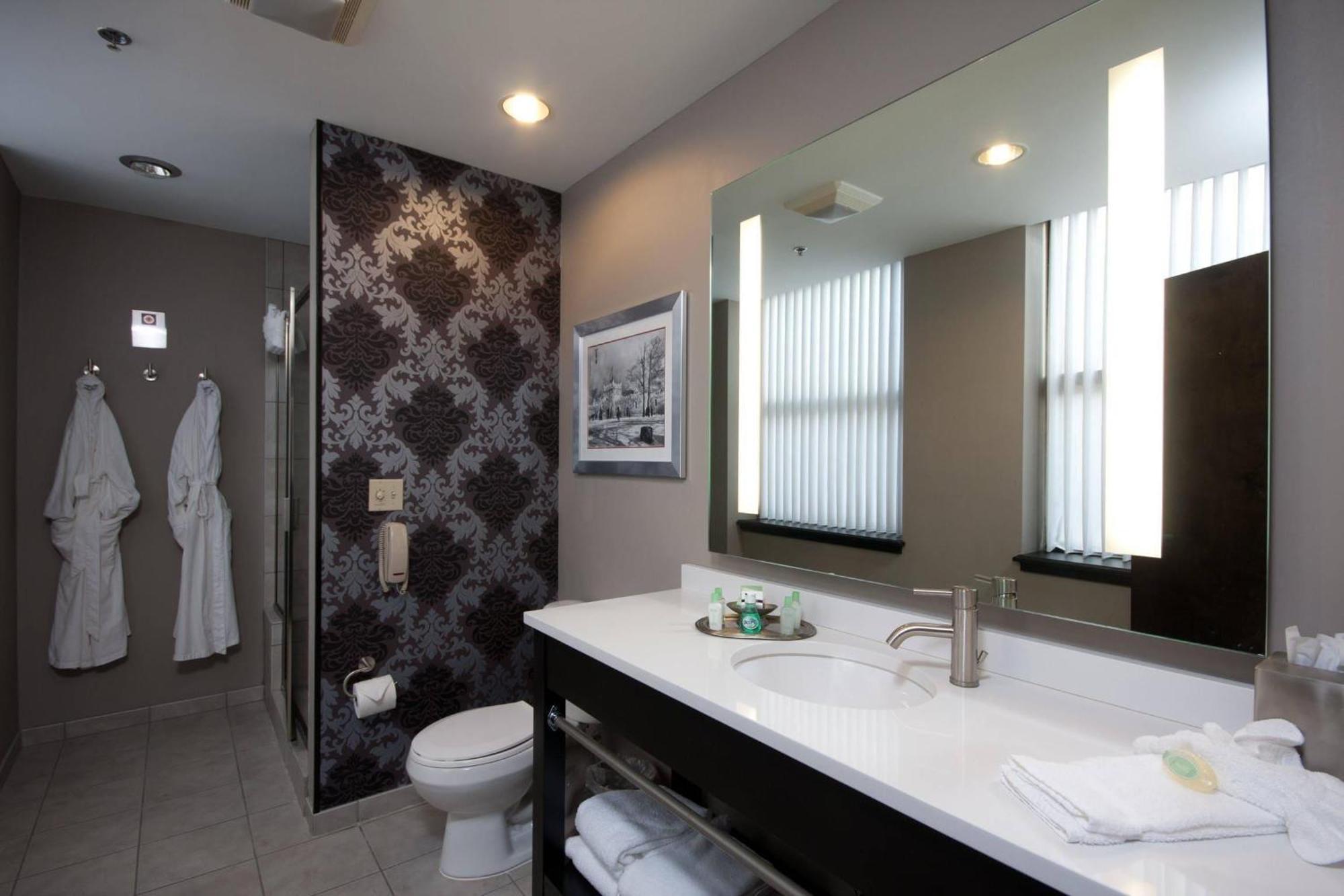 Standard King Room,1722914536:JPEG