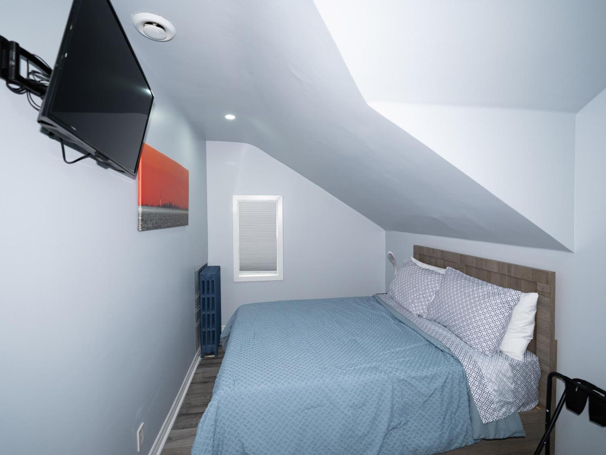 Double Room Private External Bathroom