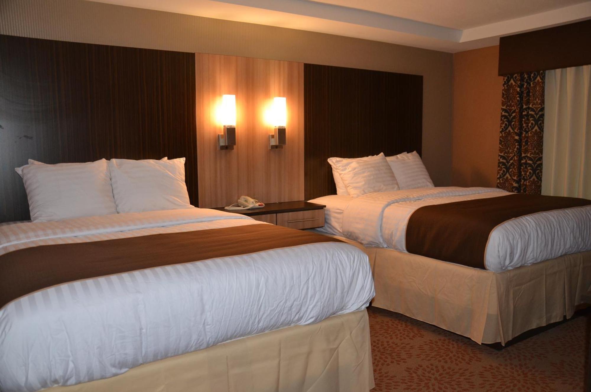 Queen Room Two Queen Beds