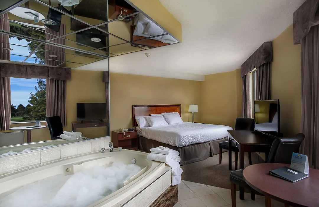 Days Inn By Wyndham Fallsview-1