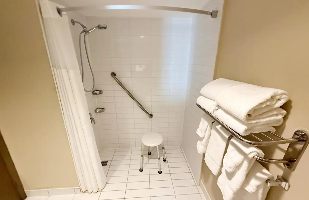Ramada Plaza By Wyndham Niagara Falls-1