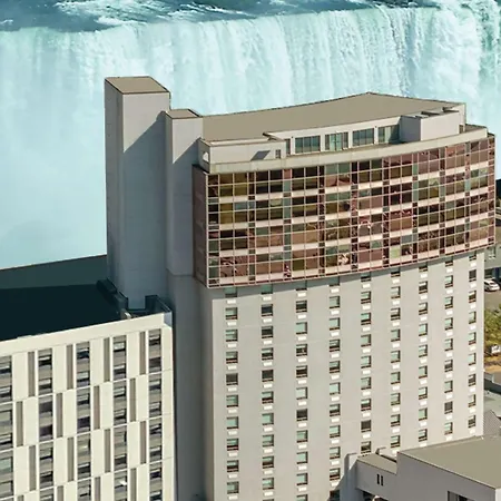Wyndham Grand Fallsview Hotel-2