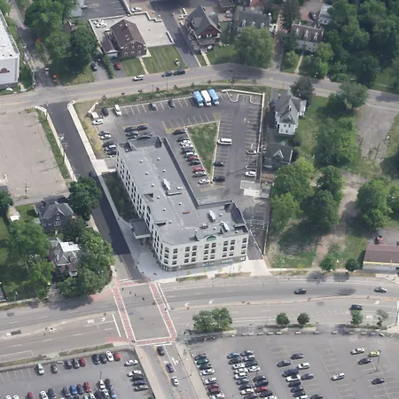Wingate By Wyndham Niagara Falls-2